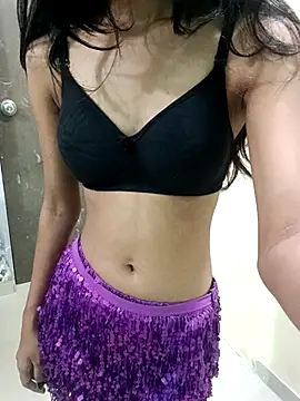 Daizy Shah online show from 12, 11, 2025