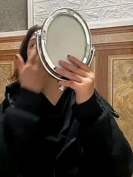 Lonnina online show from 5, 11, 2025