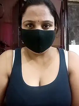 Shikha-mehra7 online show from 18, 9, 2025