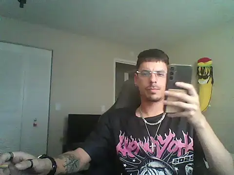 latinosatiro94 online show from 2, 10, 2025