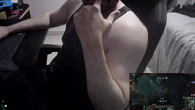 Snapshot of rivwork chatting on 7, 11, 2025 rivwork online show from 7, 11, 2025