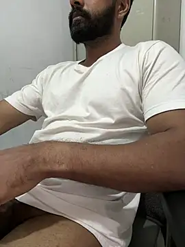 Vineeth3906 online show from 3, 7, 2026