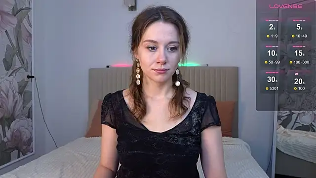 Snapshot of SkyHelen chatting on 26, 9, 2025 SkyHelen online show from 26, 9, 2025