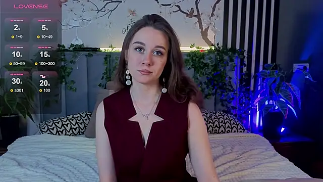 Snapshot of SkyHelen chatting on 17, 11, 2025 SkyHelen online show from 17, 11, 2025