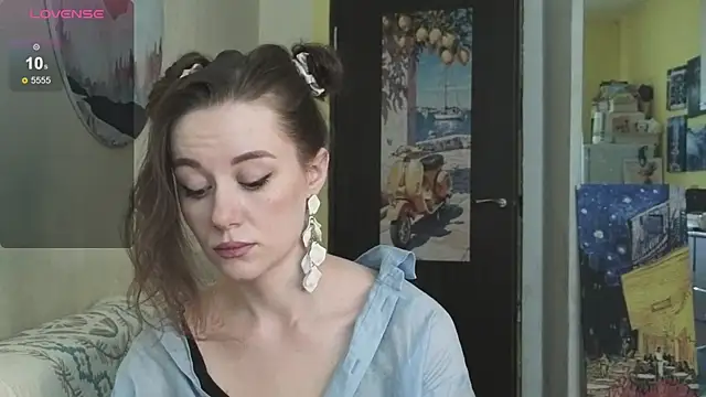 SkyHelen online show from 15, 4, 2026