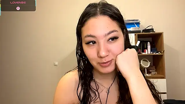 Snapshot of Sakuravice chatting on 20, 10, 2025 Sakuravice online show from 20, 10, 2025