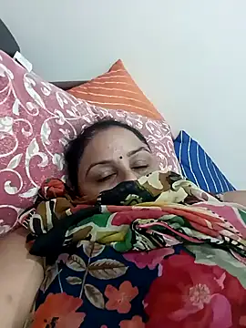 Snapshot of Rakhi_sawant143 chatting on 29, 4, 2026 Rakhi sawant143 online show from 29, 4, 2026