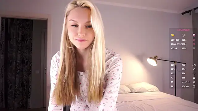 Snapshot of CherieSprinzl chatting on 18, 9, 2025 CherieSprinzl online show from 18, 9, 2025