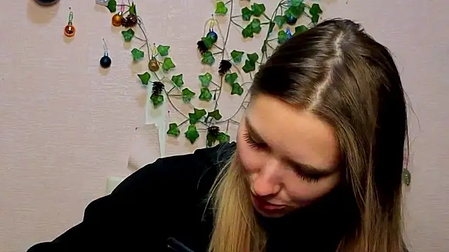  kikiclark   online show from 1, 2, 2026