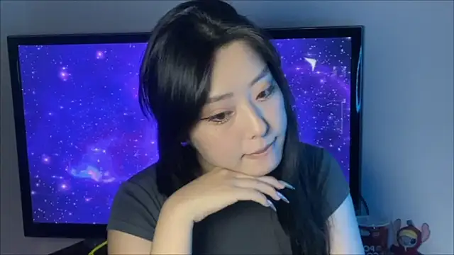 Snapshot of WonderMira chatting on 24, 10, 2025 WonderMira online show from 24, 10, 2025