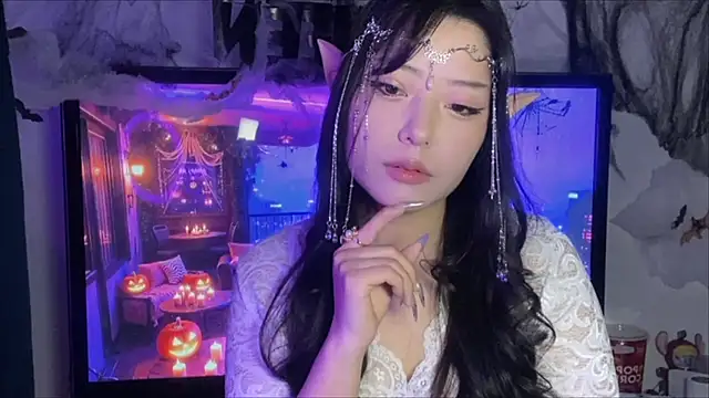 Snapshot of WonderMira chatting on 27, 10, 2025 WonderMira online show from 27, 10, 2025