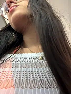 Snapshot of Juanita-Diaz chatting on 17, 10, 2025 Juanita-Diaz online show from 17, 10, 2025
