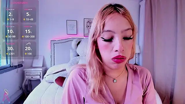 Snapshot of Mayajhons chatting on 16, 11, 2025 Mayajhons online show from 16, 11, 2025