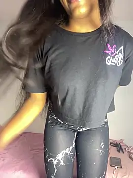 Snapshot of SereiaHott chatting on 21, 3, 2026 SereiaHott online show from 21, 3, 2026