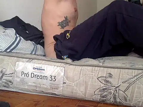 chrisalmeid  online show from 17, 9, 2025