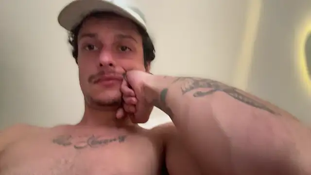 Snapshot of chrisalmeid_ chatting on 4, 4, 2026 chrisalmeid online show from 4, 4, 2026