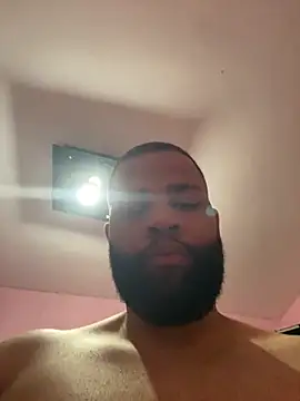 Snapshot of Alkmimvvvv chatting on 27, 10, 2025 Alkmimvvvv online show from 27, 10, 2025