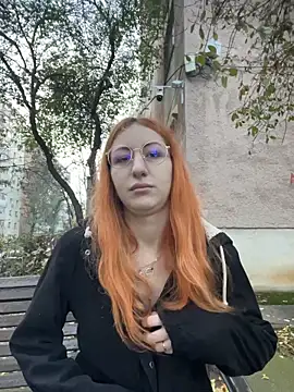 Snapshot of DaddysLittleSlutfox chatting on 12, 11, 2025 DaddysLittleSlutfox online show from 12, 11, 2025