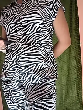 Hott Archana online show from 11, 11, 2025