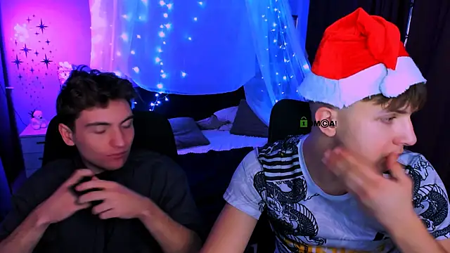 Snapshot of travis_wolf_ chatting on 14, 12, 2025 travis wolf online show from 14, 12, 2025