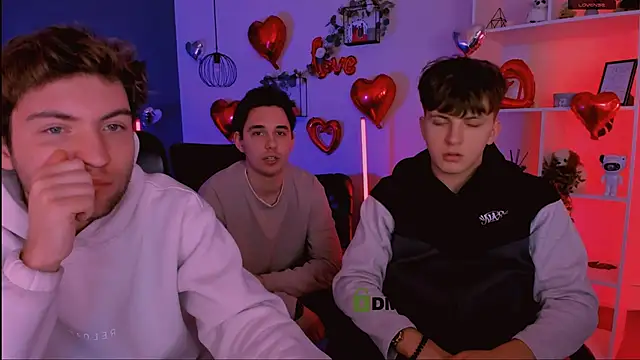 Snapshot of travis_wolf_ chatting on 27, 2, 2026 travis wolf online show from 27, 2, 2026