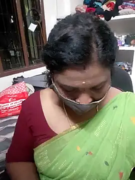 Snapshot of Tamil_Kavitha10 chatting on 13, 6, 2026 Tamil Kavitha10 online show from 13, 6, 2026