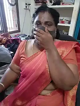 Snapshot of Tamil_Kavitha10 chatting on 5, 7, 2026 Tamil Kavitha10 online show from 5, 7, 2026
