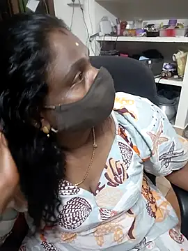 Snapshot of Tamil_Kavitha10 chatting on 5, 7, 2026 Tamil Kavitha10 online show from 5, 7, 2026