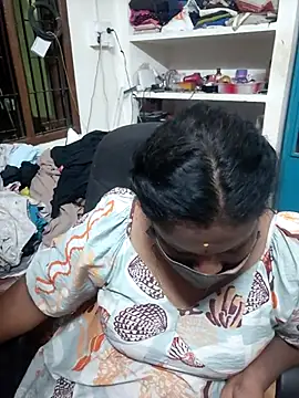 Snapshot of Tamil_Kavitha10 chatting on 13, 7, 2026 Tamil Kavitha10 online show from 13, 7, 2026