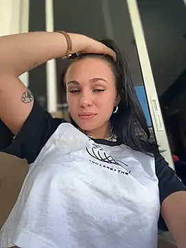 Snapshot of VendiMur chatting on 18, 12, 2025 VendiMur online show from 18, 12, 2025