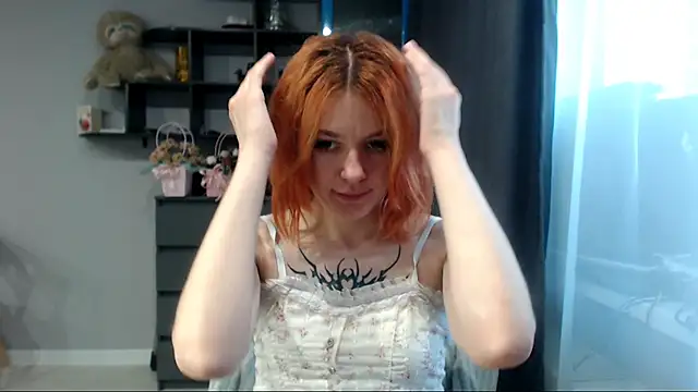 Snapshot of __Elina__ chatting on 24, 9, 2025 Elina online show from 24, 9, 2025