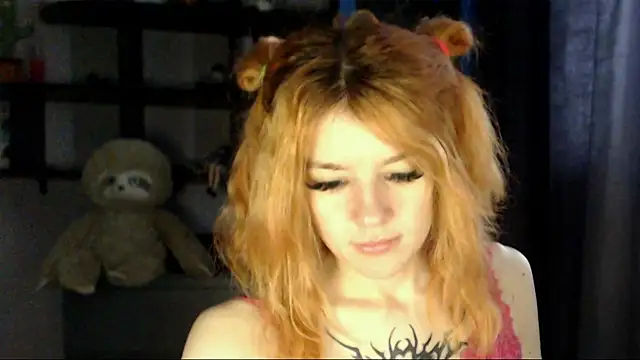 Snapshot of __Elina__ chatting on 2, 10, 2025 Elina online show from 2, 10, 2025