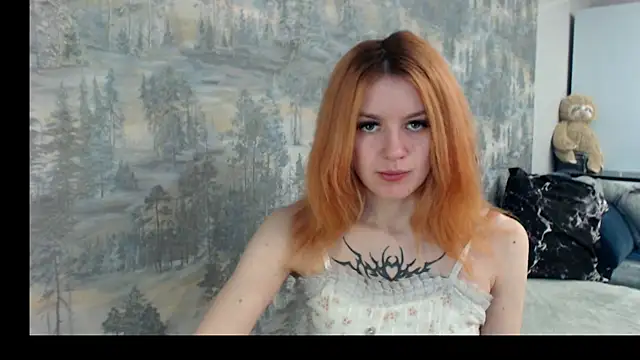Snapshot of __Elina__ chatting on 7, 10, 2025 Elina online show from 7, 10, 2025