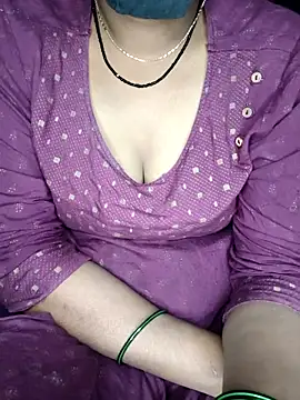 Snapshot of SindhuHappy chatting on 8, 11, 2025 SindhuHappy online show from 8, 11, 2025