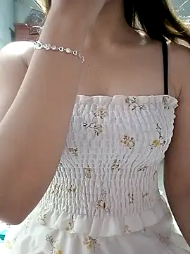 Snapshot of mymy06 chatting on 13, 11, 2025 mymy06 online show from 13, 11, 2025