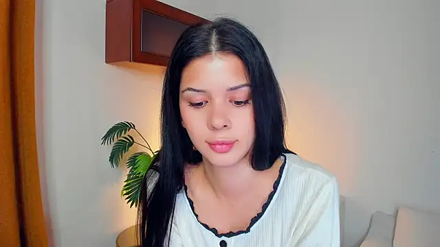 JoCauterucci online show from 2, 10, 2025