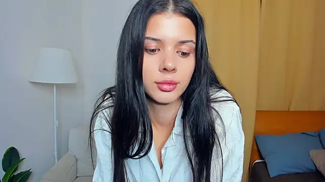 JoCauterucci online show from 31, 10, 2025