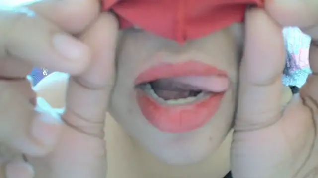 Elena cruz5 online show from 14, 2, 2026