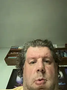 Stephanie1984 online show from 18, 4, 2026