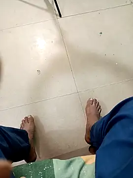 Snapshot of kamini_bhabhi chatting on 29, 11, 2025 kamini bhabhi online show from 29, 11, 2025