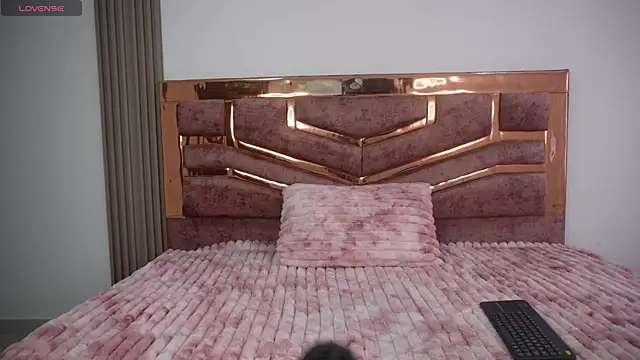 natasha vesper online show from 30, 9, 2025