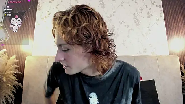 DarcyCullen online show from 15, 9, 2025