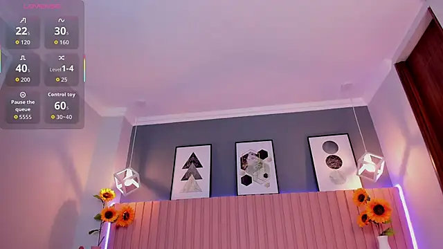 Snapshot of Nina_Ford chatting on 2, 12, 2025 Nina Ford online show from 2, 12, 2025