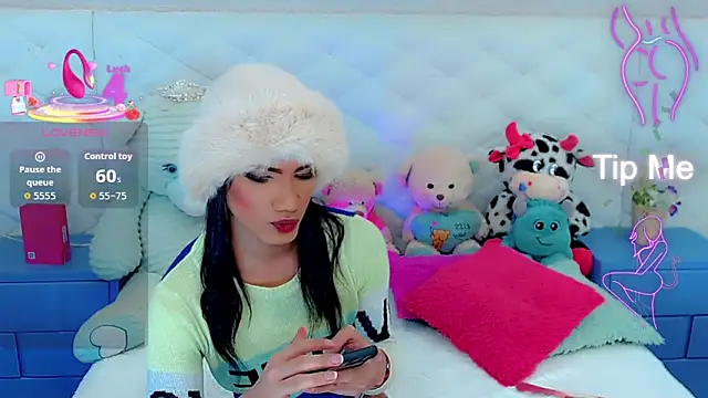 Snapshot of hanna_sweett34 chatting on 5, 11, 2025 hanna sweett34 online show from 5, 11, 2025