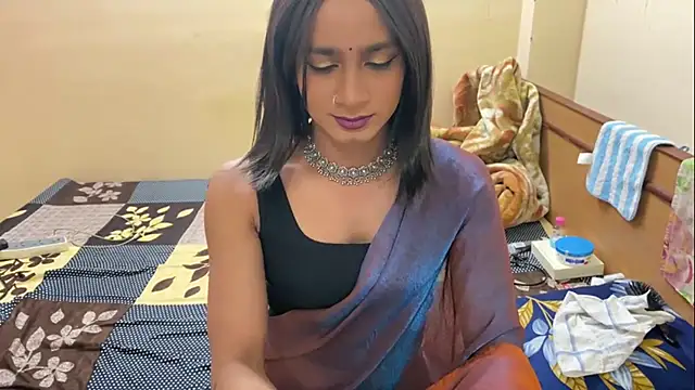 Snapshot of LuvLayla chatting on 8, 2, 2026 LuvLayla online show from 8, 2, 2026