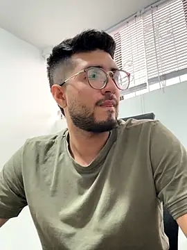 bryXonStorm online show from 8, 9, 2025