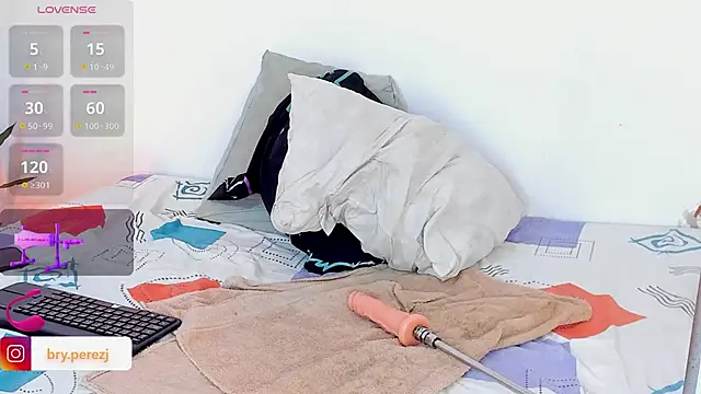 bryXonStorm online show from 5, 10, 2025