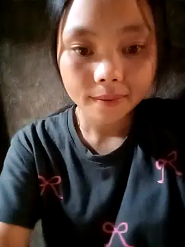 Snapshot of omiu-baby chatting on 18, 9, 2025 omiu-baby online show from 18, 9, 2025