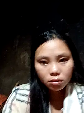 Snapshot of omiu-baby chatting on 3, 10, 2025 omiu-baby online show from 3, 10, 2025