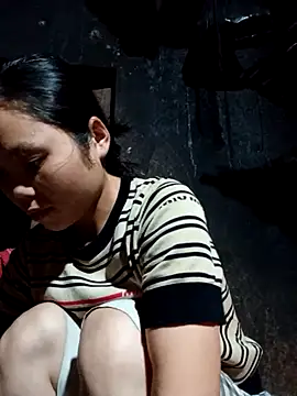 Snapshot of omiu-baby chatting on 12, 10, 2025 omiu-baby online show from 12, 10, 2025